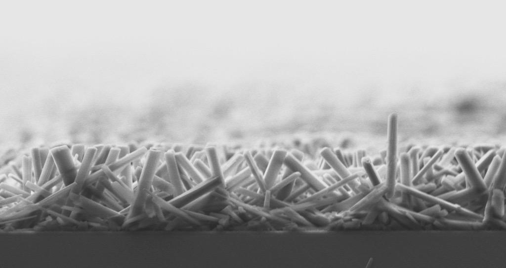 The first demonstration of continuously deposited organic semiconductor nanopillar arrays from solution via directed nucleation. @ Kai Zong