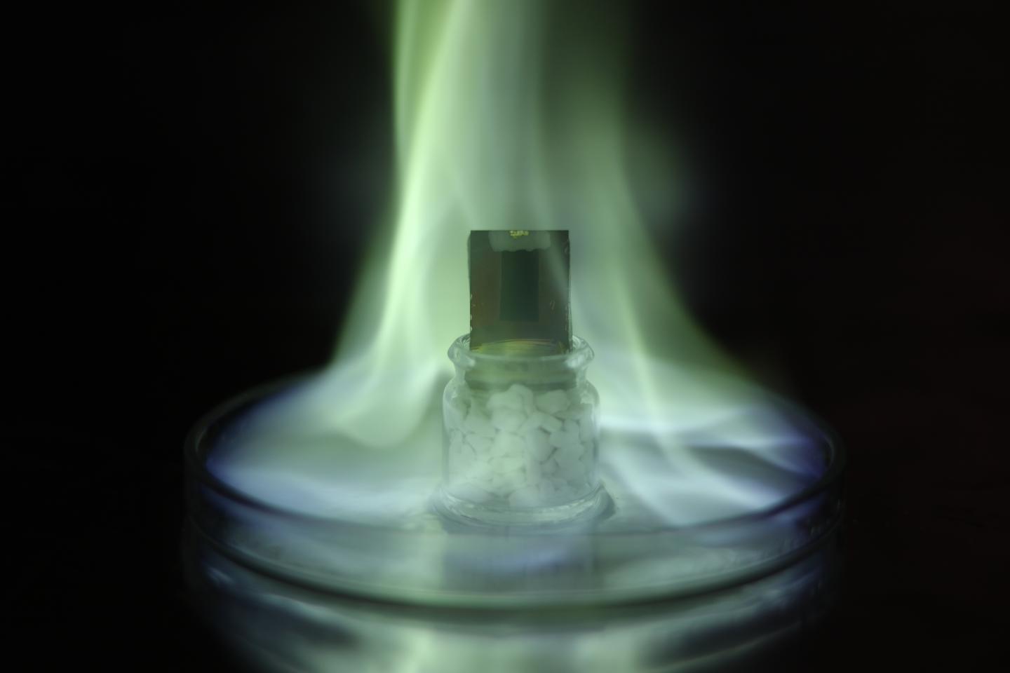 This is an illustration of a perovskite solar cell. @ Photo by Aalto University / University of Uppsala / EPFL