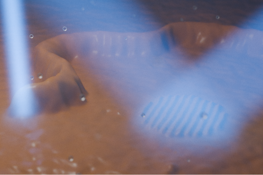 An illustration of hydrogel surface morphing with light. @Matias Paatelainen