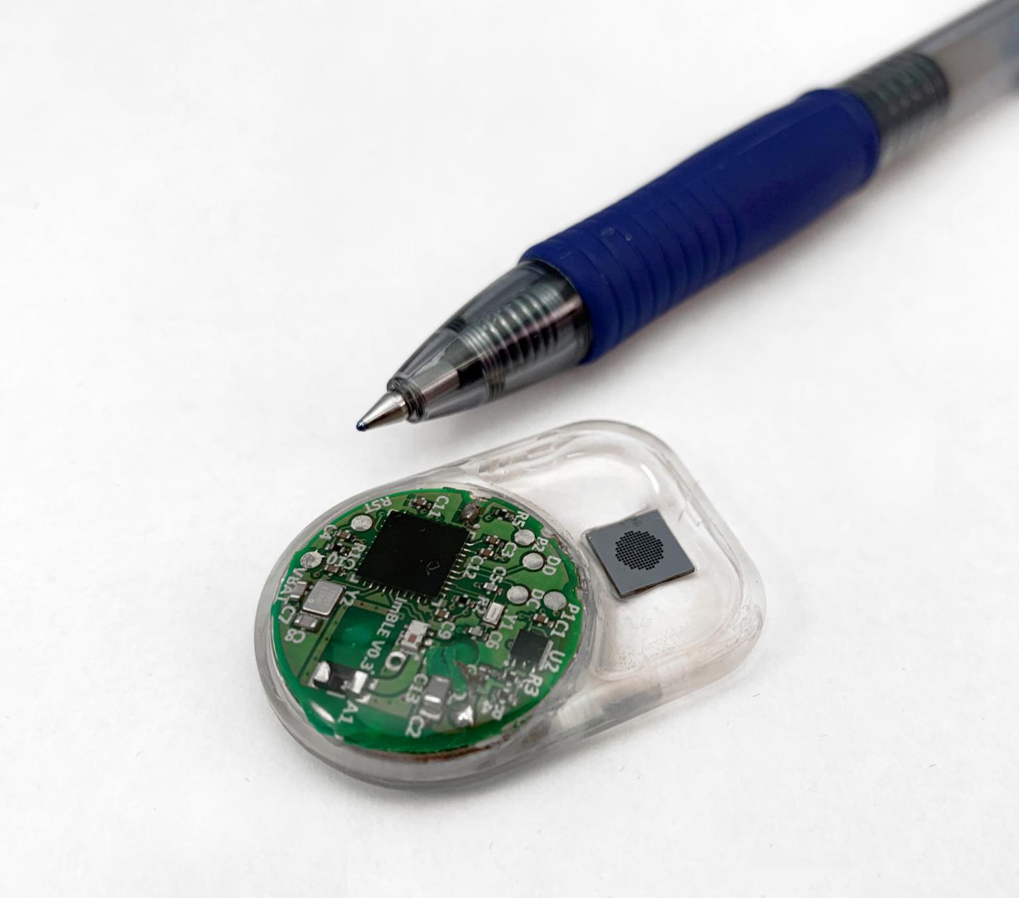 Remote-controlled implantable nanochannel drug delivery system (nDS) created by nanomedicine researchers at Houston Methodist Research Institute. @ Houston Methodist