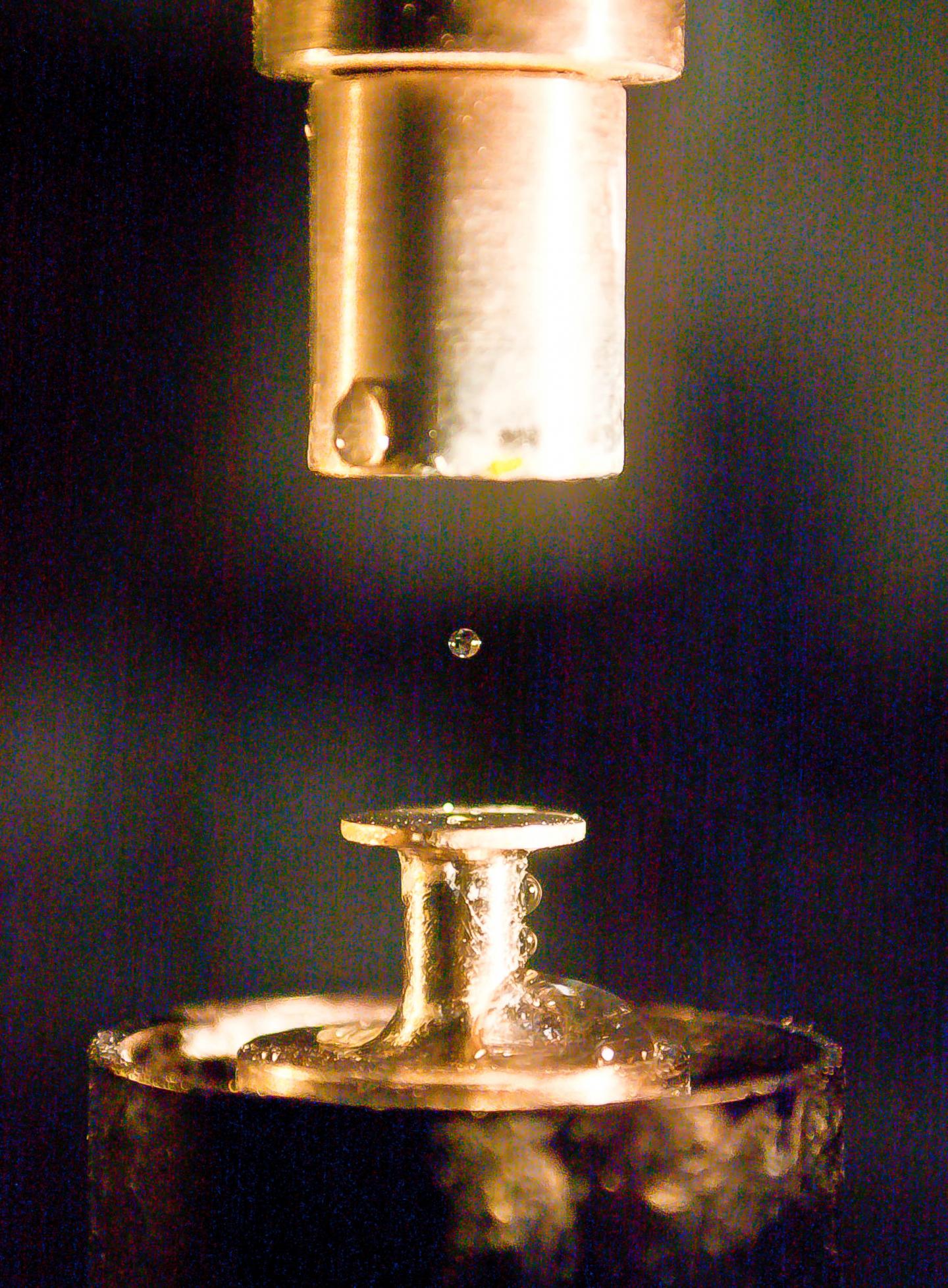 A droplet suspended in an acoustic levitator @ Abhishek Saha, UC San Diego